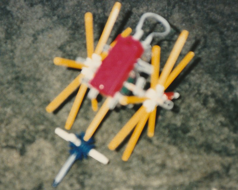 knex walking thingy.jpg