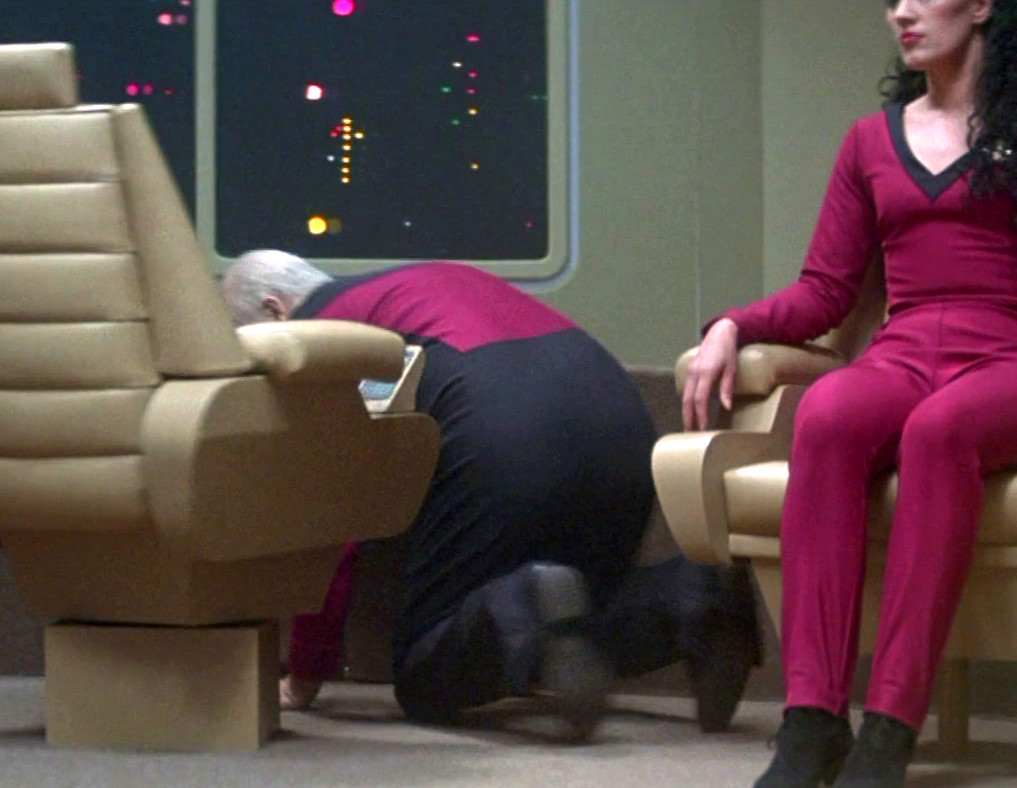 stay tuned 1992 movie star trek roy behind chair