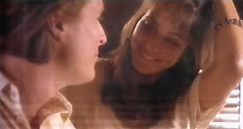 TV Advertisement for Galaxy Minstrels Channel 4 1997 0 17 screenshot