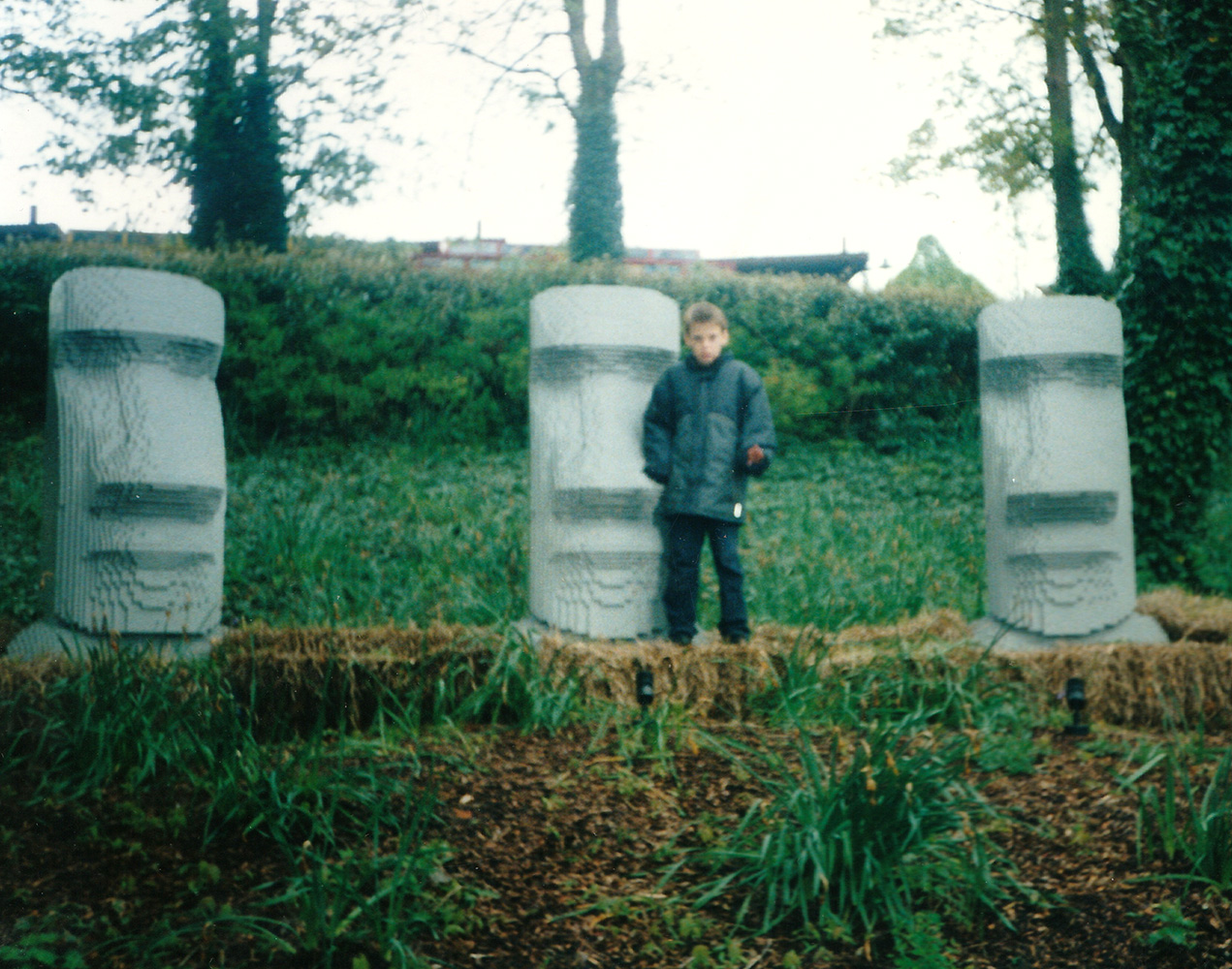 Legoland Windsor Easter Island heads